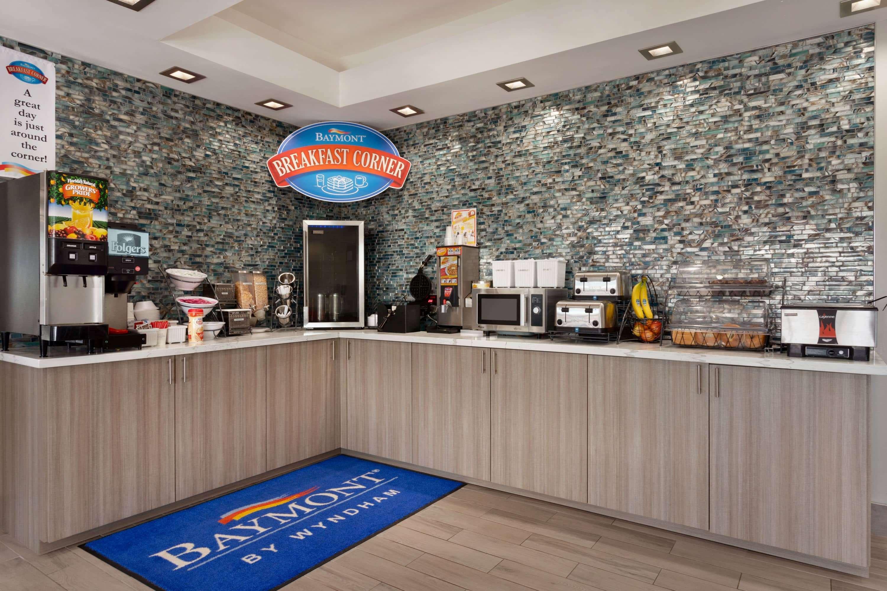 Baymont Inn & Suites Шони Экстерьер фото