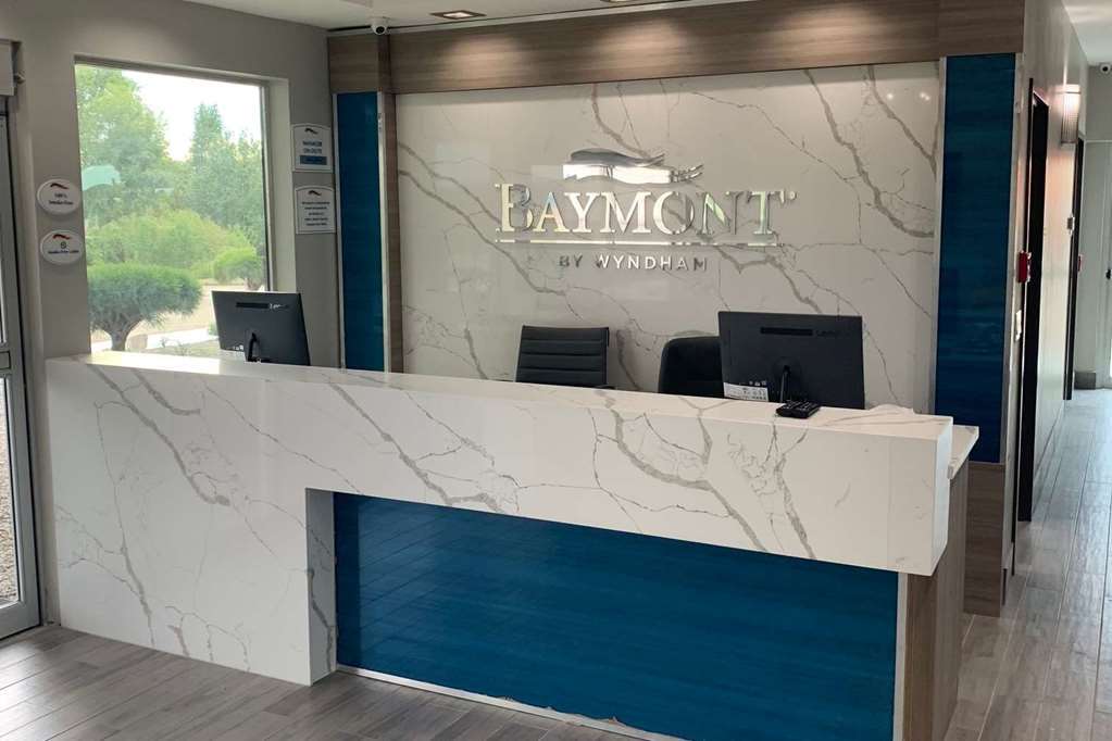Baymont Inn & Suites Шони Интерьер фото