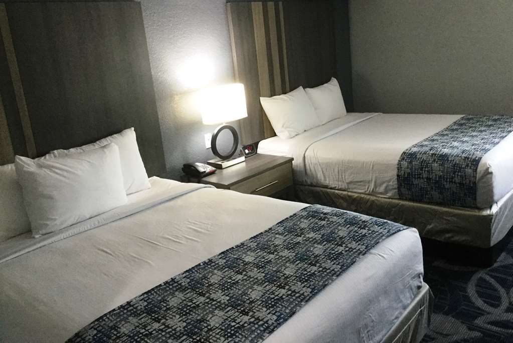 Baymont Inn & Suites Шони Номер фото