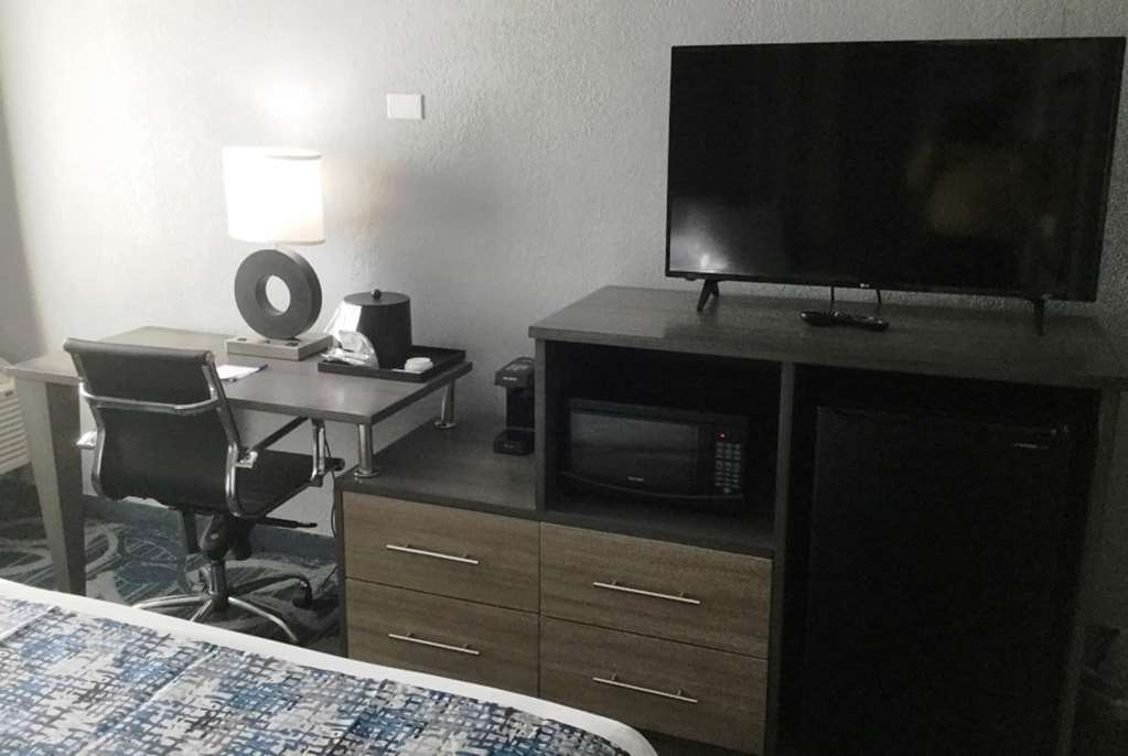 Baymont Inn & Suites Шони Номер фото