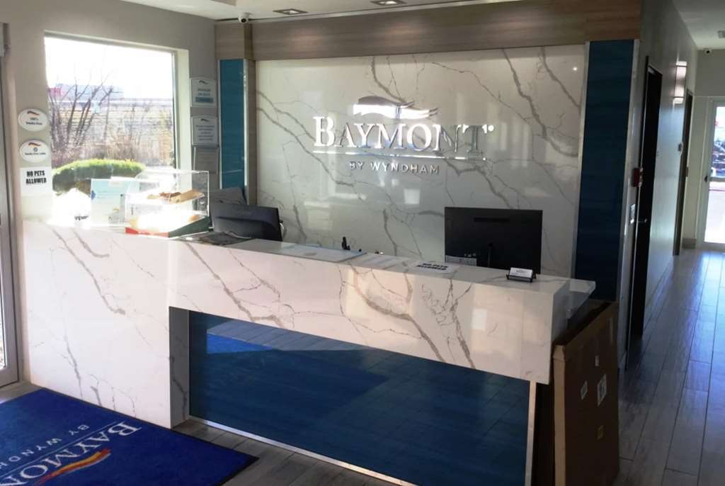 Baymont Inn & Suites Шони Интерьер фото