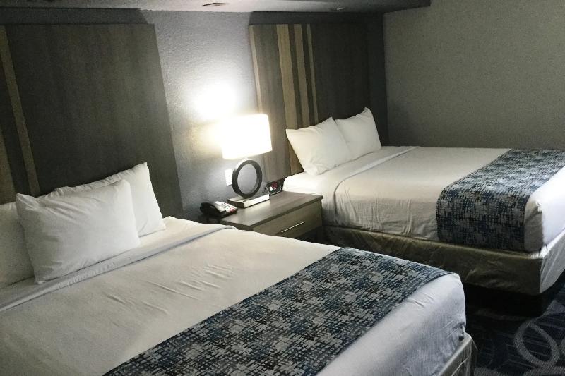 Baymont Inn & Suites Шони Экстерьер фото