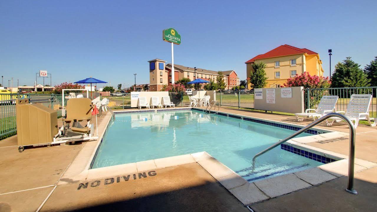 Baymont Inn & Suites Шони Экстерьер фото